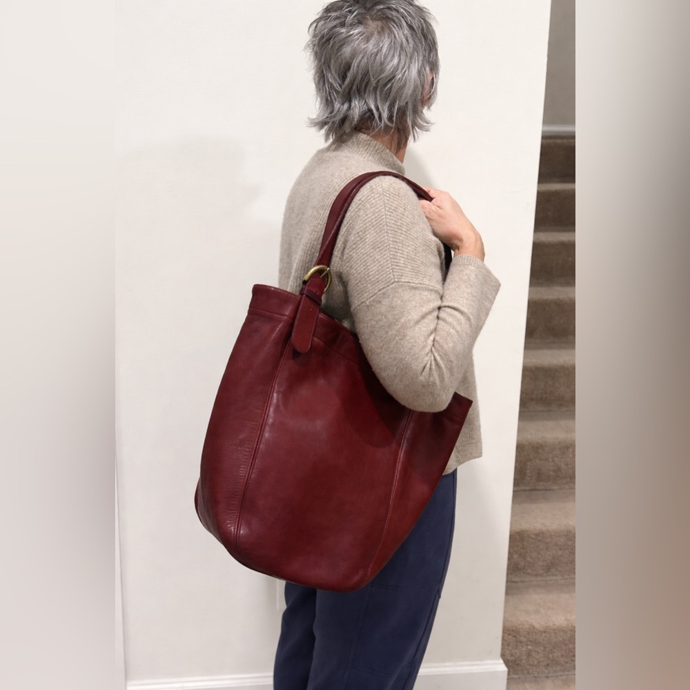 COACH Vintage Duffle SOHO XL cranberry Leather tote Bag - Picture 11 of 11